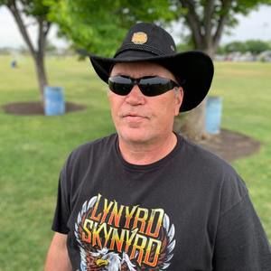 Meet your Posher, Thomas